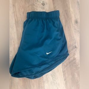 Nike Women’s Tempo Brief-Lined Running Shorts